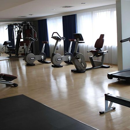 Park Inn By Radisson Linz Bagian luar foto