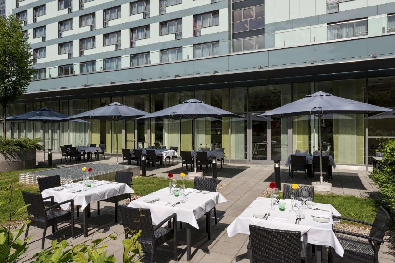 Park Inn By Radisson Linz Bagian luar foto